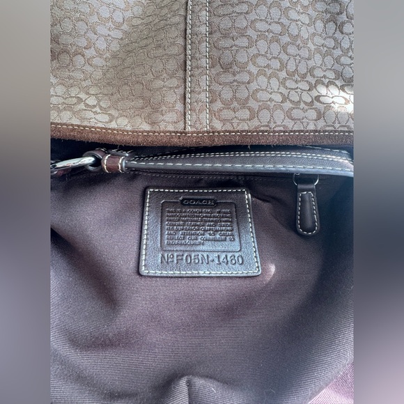 Coach Signature Brown Suede Trim Shoulder Bag #1460 - Picture 2 of 6